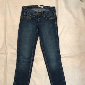 Juniors Levi’s 524 Too Superlow Size 1M